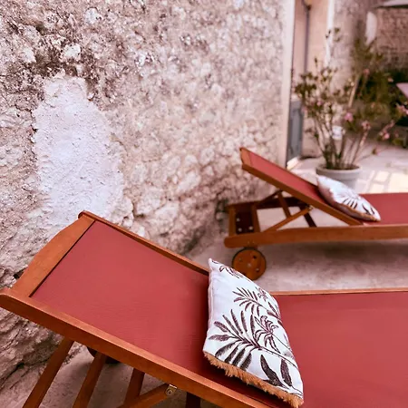 Le Patio Bleu Saint-Romain (Charente)